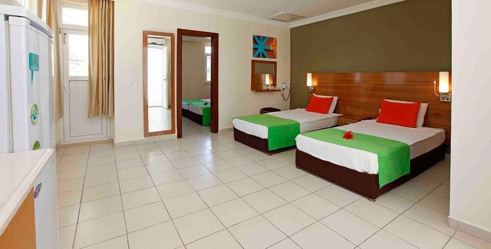Sunlight Garden Hotel Side Luaran gambar